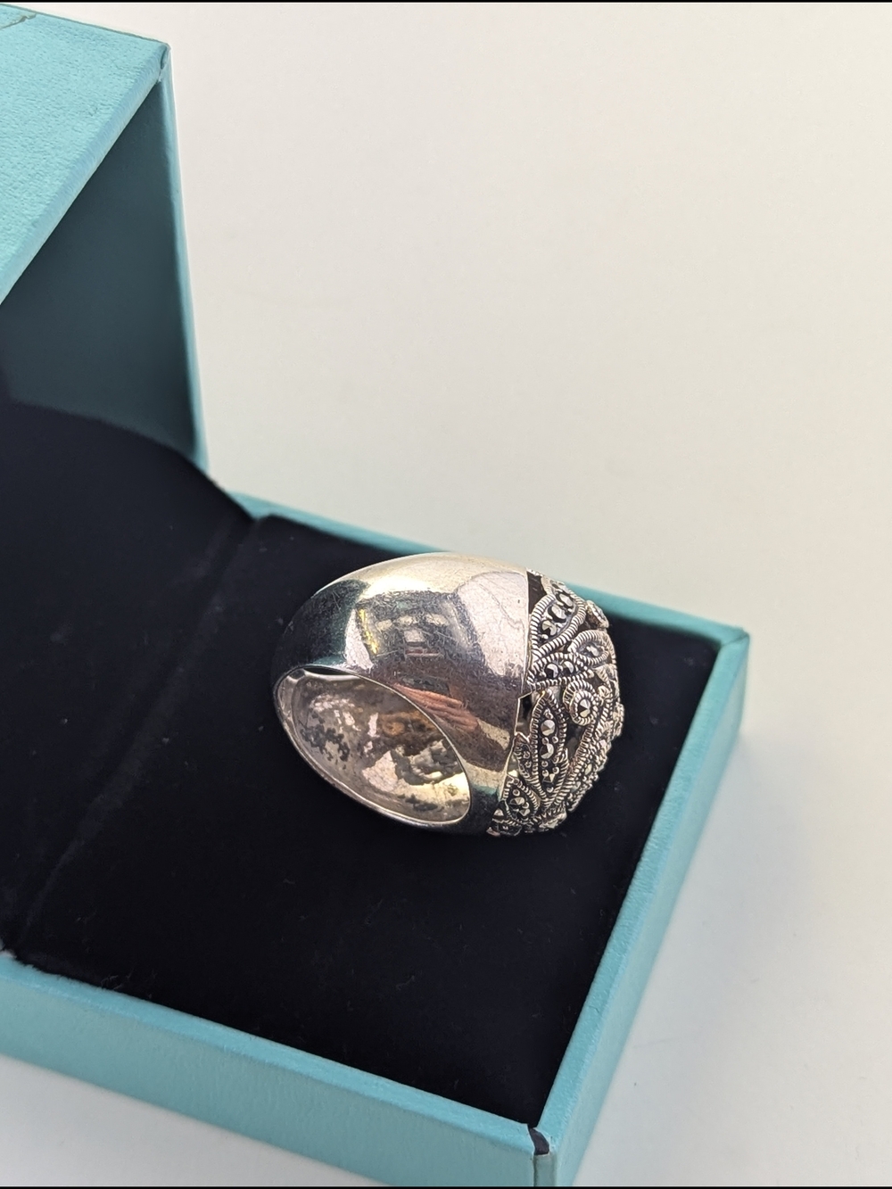 ✨ Vintage Sterling Silver Marcasite Dome Ring ✨ - Picture 4 of 6